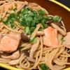 こざかなの作ってみた!投稿(秋の味覚♪鮭としめじのバター醤油パスタ)
