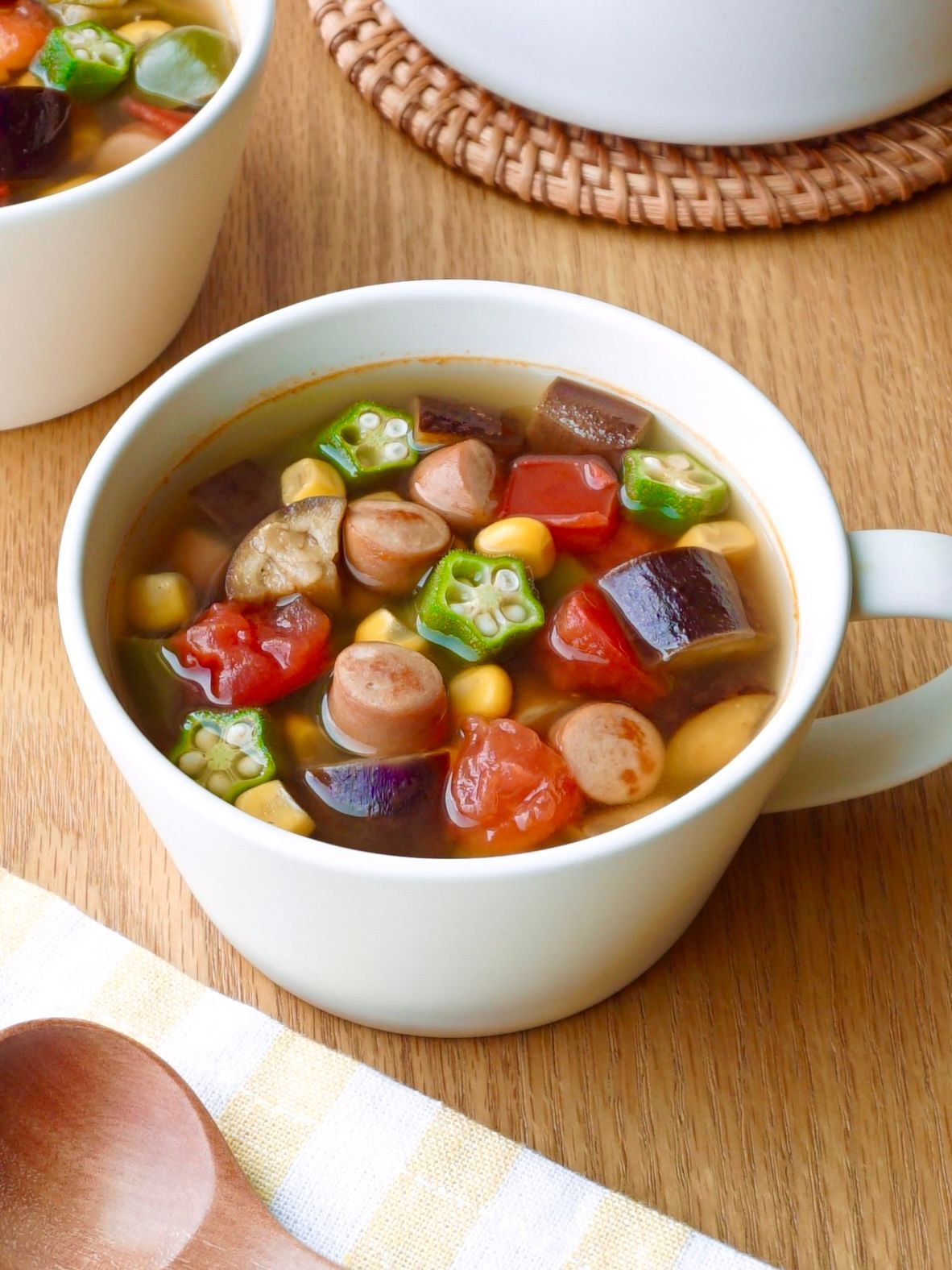 夏野菜のさっぱりコンソメスープ】彩り鮮やか♪ | レシピサイトNadia