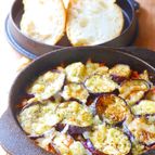 簡単ワンパン飯♪茄子のミートグラタン　キャンプ飯にも◎