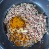 【焼きそば麺で簡単】みょうがと大葉香る和風キーマカレーまぜ麺の工程2
