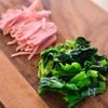 【小松菜とハムのだしマヨサラダ】味付け簡単ですぐ作れる！の工程1