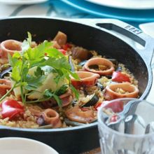 いかとたっぷり野菜のパエリア
