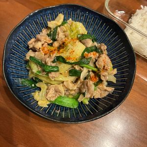 1169387の作ってみた!投稿(ご飯がすすむ♪お肉柔らか『春キャベツと豚コマの甘辛味噌炒め』)
