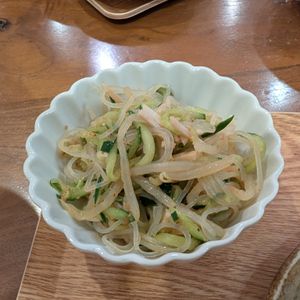 おかず当番の作ってみた!投稿(やみつき♡もやしと春雨の中華サラダ【#作り置き #黄金比率】)