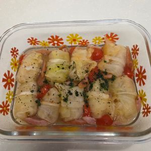 にゃんこさん🐱の作ってみた!投稿(レンジで10分♪味付け１つあれを使って簡単ミニロールキャベツ)