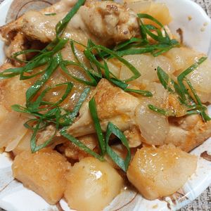 よっこの作ってみた!投稿(ピリ旨！【手羽元の韓国風肉じゃが】コチュジャンであとひく旨さ)