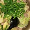 たっぷり野菜が美味♡『キャベツとニラのひき肉あんかけ丼』の工程2