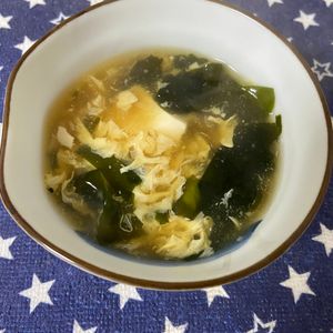 万福の作ってみた!投稿(子どもが飲み干す！【わかたまスープ】)