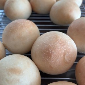 486011の作ってみた!投稿(HBで♡基本のとろける丸パン)