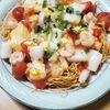 週一だけは頑張ります💦の作ってみた!投稿(【えびとトマトの皿うどん】酸辣湯風!食材3つでやみつき!)