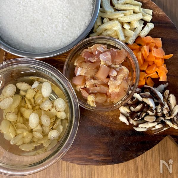 鶏五目おこわ】炊飯器で♪もちもちご飯が大人気◎お祝いに◎ | レシピ
