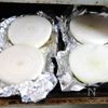トースターで絶品!焼き新玉ねぎのおかか醤油がけの工程2