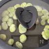 白ワイン蒸しそら豆の簡単タルティーヌの工程1
