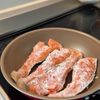 10分で完成！【鮭のガーリック醤油丼】の工程4
