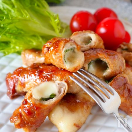 とろ りチーズ 流れそうで流れない豚肉チーズ大葉ロール By 道添明子 あーぴん レシピサイト Nadia ナディア プロの料理家のおいしいレシピ