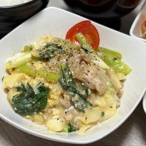 みーこの作ってみた!投稿(＊キャベツと小松菜と豚バラのスタミナとろみ卵炒め＊)