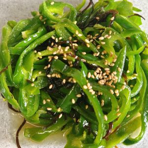 サラの作ってみた!投稿(材料３つ♩【塩昆布ピーマン】レンジでパパッと1品)