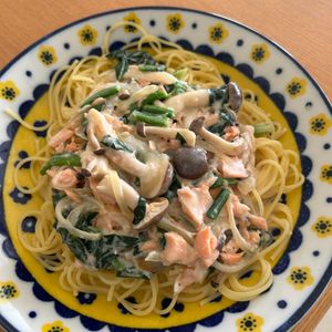 1200116の作ってみた!投稿(【鮭ときのこのクリームパスタ】おうちで簡単カフェごはん♪)