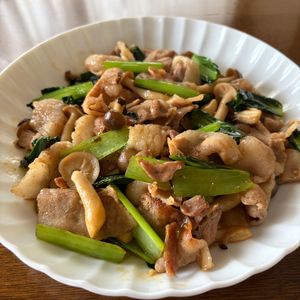 MYHRの作ってみた!投稿(【豚バラと小松菜のオイスター炒め】ご飯がすすむ！)