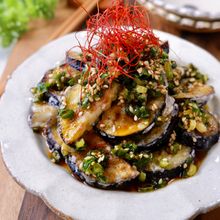 めちゃうまッ♡『揚げ茄子の簡単香味だれ』油は大さじ４