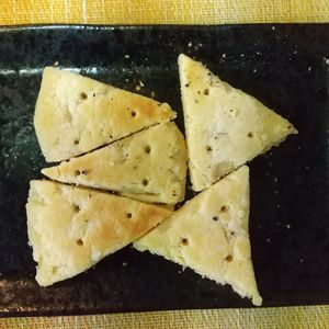 チョロリスの作ってみた!投稿(チーズ好き必見！サクホロ！チーズクッキー（オーブン不要）)
