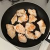 ［鶏むね肉のピリ辛ごま味噌マヨ焼き］焼くだけ簡単の工程3