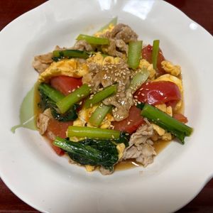 りんごの作ってみた!投稿(トロッと絶品！【小松菜とトマトの中華炒め】)