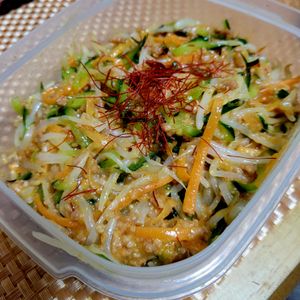 ヴェルの作ってみた!投稿(【韓国風肉味噌のそぼろサラダ】野菜がモリモリ食べられる♪)