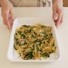 混ぜて焼くだけ、簡単皮から作る「揚げない米粉春巻き」の工程1