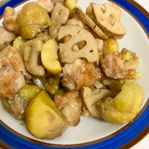 あいるんの作ってみた!投稿(ごはんがすすむ◎鶏もも肉と栗とれんこんのねぎ塩炒め)