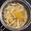 コク旨！《菜の花としめじの味噌バタコーンスープ》の工程4