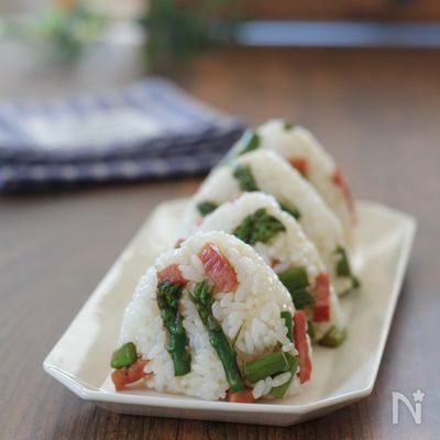 アスパラベーコンのおにぎり