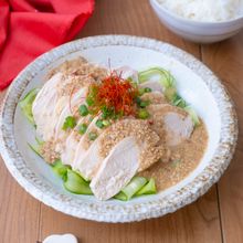 【市販だれアレンジ】パサつきゼロ！濃厚ピリ辛しっとり棒棒鶏