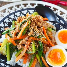 【ワンパン10分旨辛そぼろビビンバ丼】簡単!安い!旨い!