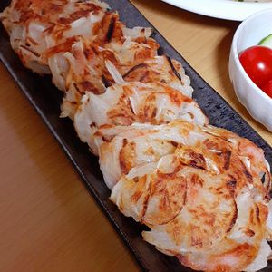 ゆゆ920の作ってみた!投稿(かにかまオニオンチーズ焼き【#簡単 #節約 #おつまみ】)