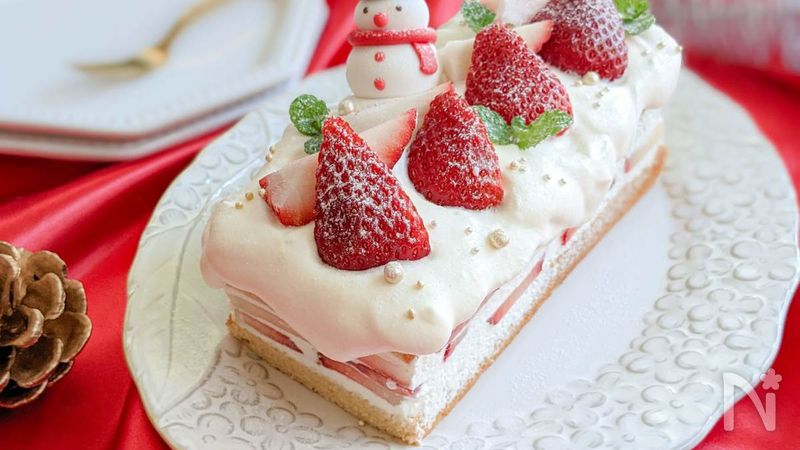 卵1個で パウンド型いちごのショートケーキ