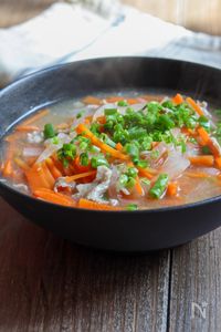冷めても美味しい【豚肉とにんじんのとろみ煮】優しい味わい