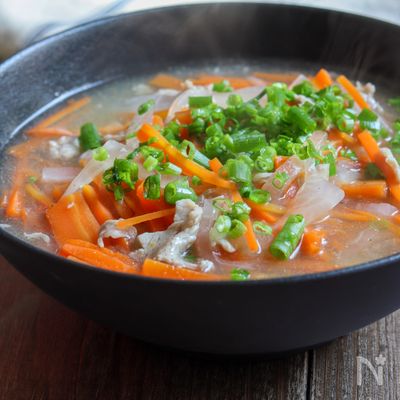 冷めても美味しい【豚肉とにんじんのとろみ煮】優しい味わい