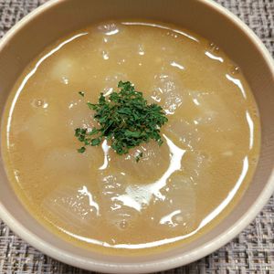 よっこの作ってみた!投稿(【とろとろ新玉ねぎスープ】旬の旨みがぎゅっ♡とろっと甘い♡)