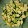 rantomoの作ってみた!投稿(切って混ぜるだけ!きゅうりとアボカドのわさび風味サラダ)