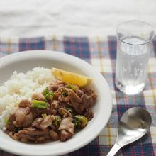 豚とキャベツのナンプラー炒め