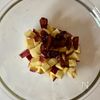 材料ふたつで副菜！《さつまいもと干しぶどうの塩レモンサラダ》の工程3