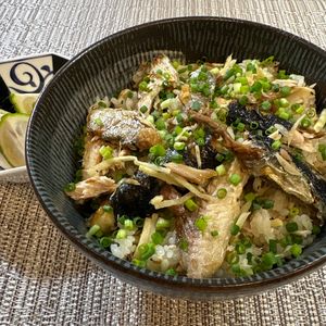 楽ラク手抜キッチン🐶🐾の作ってみた!投稿(秋一番の虜めし【焼きさんまの混ぜご飯】※さんまの焼き方)