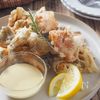 秋のご馳走♪鮭と舞茸の米粉フリット<アンチョビレモンソース>