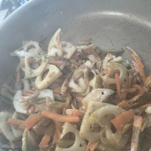 和音の作ってみた!投稿(ご飯のお供に♡『きんぴら蓮根』)