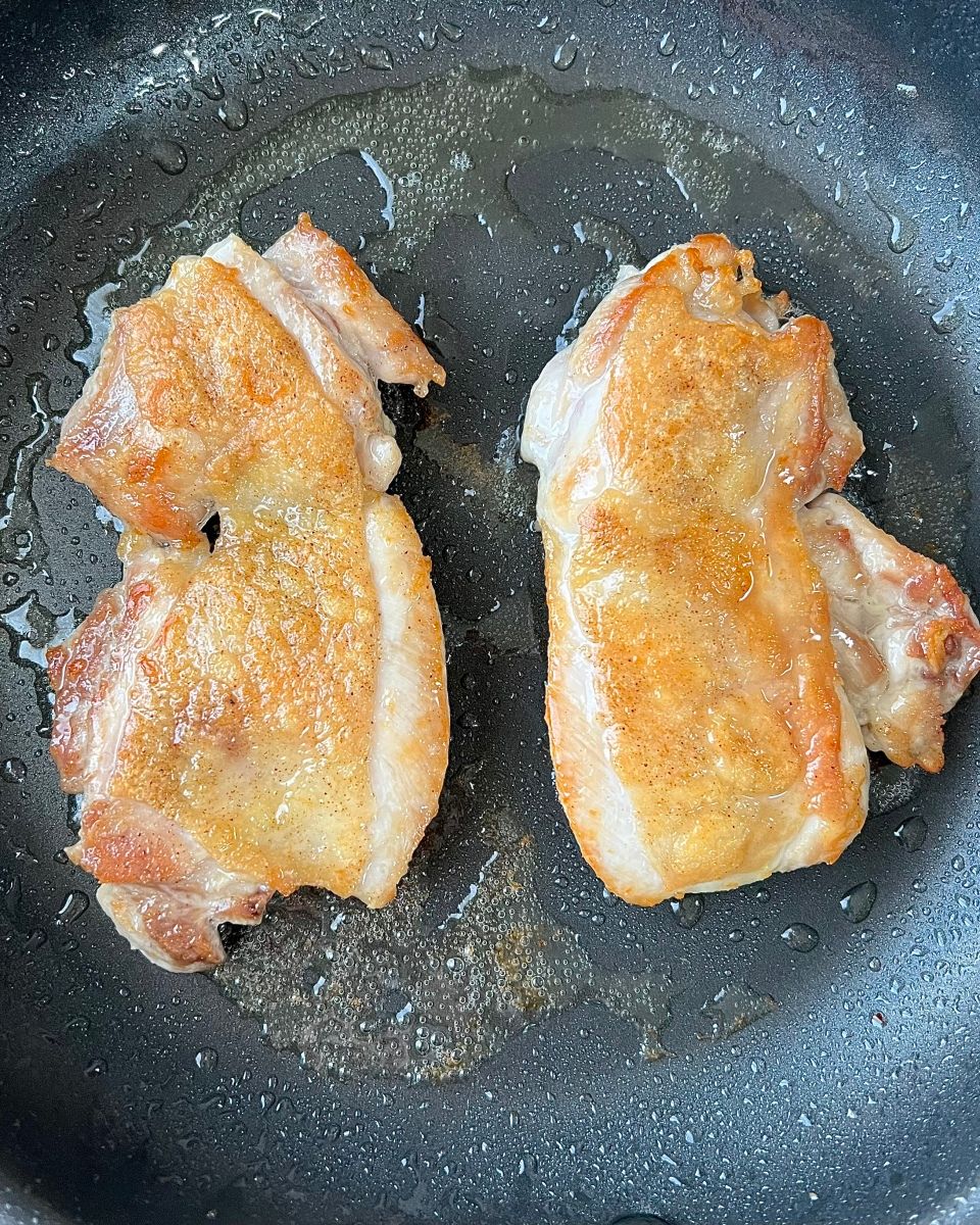 約18センチ　チキンステーキ ガーリックオニオン 食品サンプル リアル 骨付き肉 e895b2a8095dc5d0b7b3c80a638bb8
