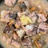 一気に入れて炒めるだけ♪鯖缶で作るやみつきそぼろ♪の工程1