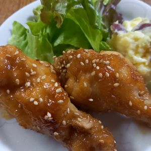 776193の作ってみた!投稿(ワンパン10分！【鶏手羽元の照り焼き】甘辛ジューシー♩)