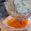 コクうま根菜サラダの工程1