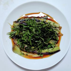 ふうかの作ってみた!投稿(レンチン3分で革命！【とろとろ蒸しなすの生姜醤油だれ】)